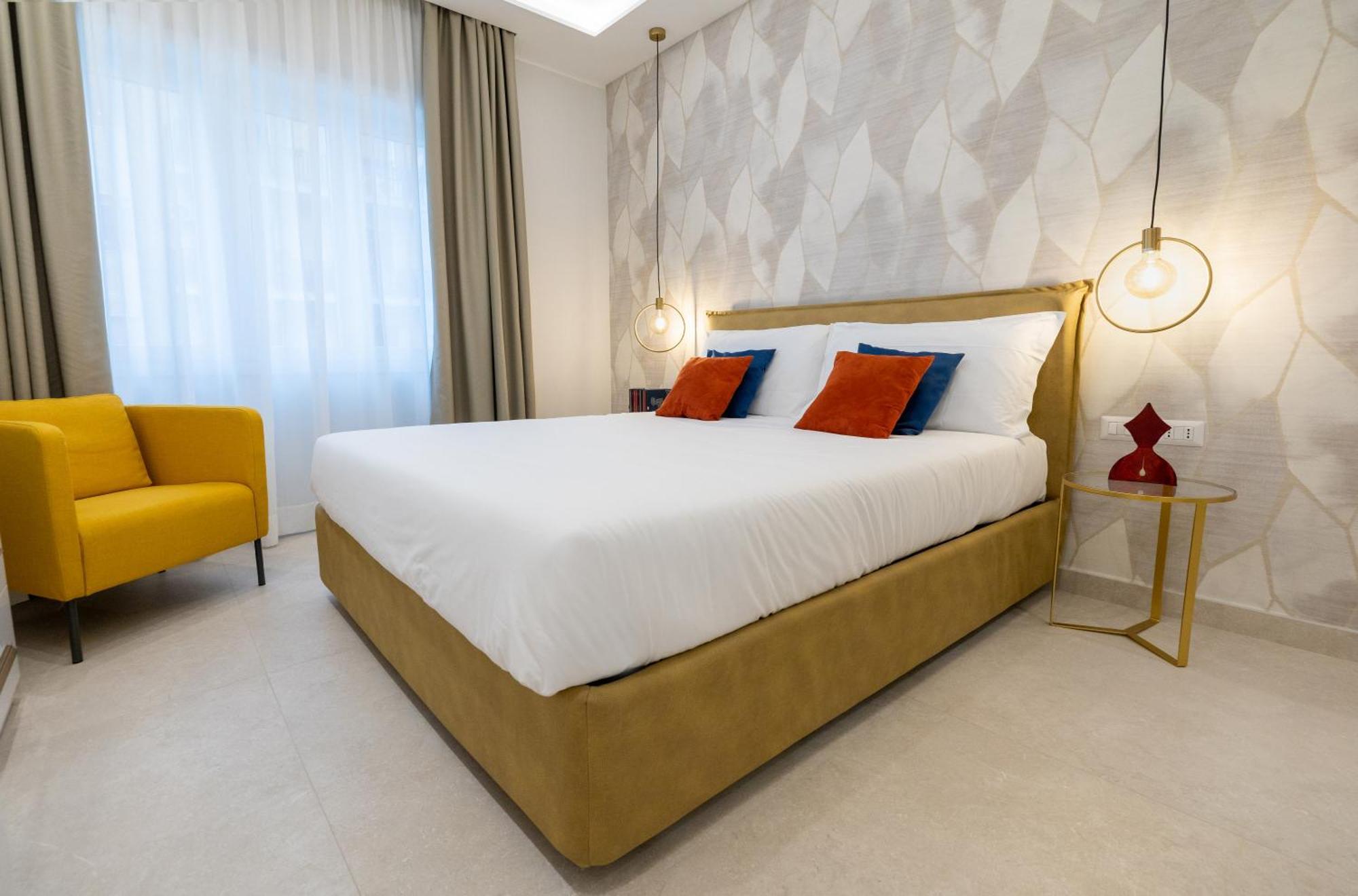 Napoli City Center - Appartamenti E Camere Екстер'єр фото